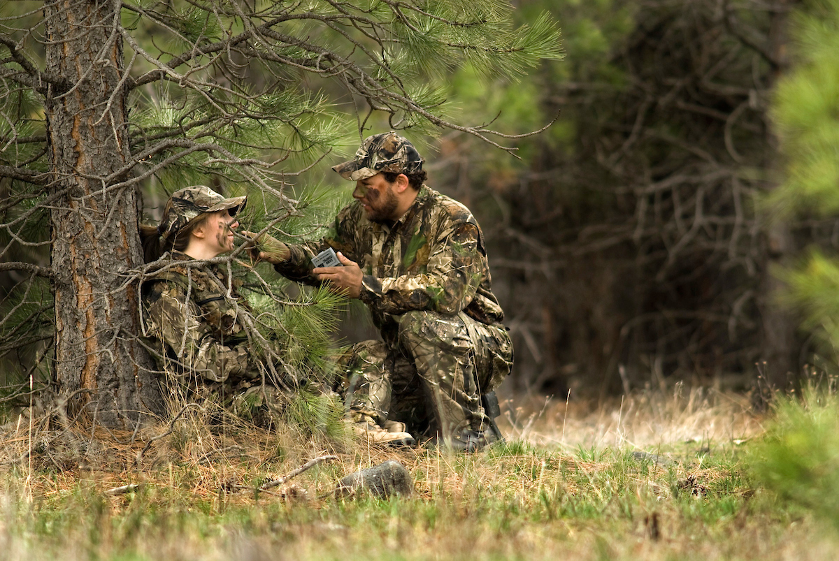 Cupid’s Arrow: Last-Minute Valentines for Your Favorite Bowhunter